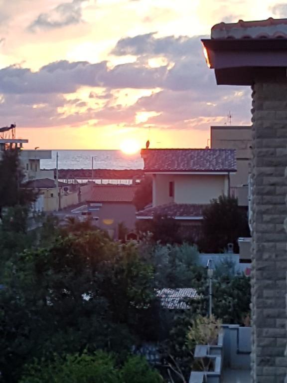 Myricae Rooms Affittacamere No Late Arrival Fiumicino Exteriör bild