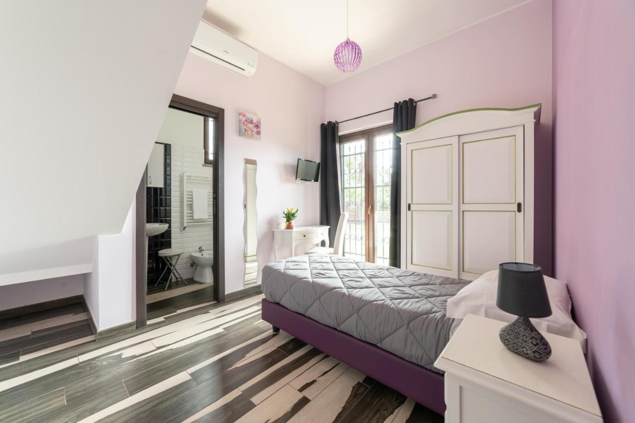 Myricae Rooms Affittacamere No Late Arrival Fiumicino Exteriör bild