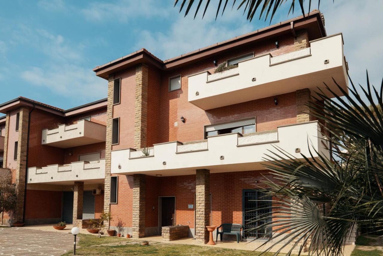 Myricae Rooms Affittacamere No Late Arrival Fiumicino Exteriör bild